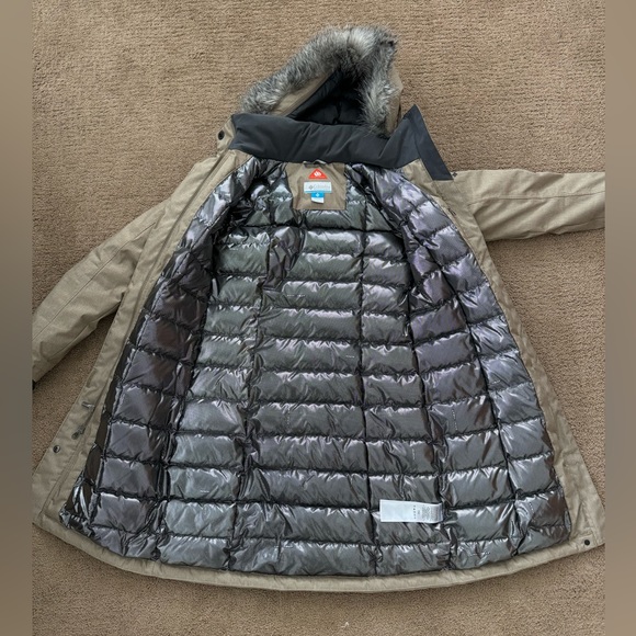 Columbia XS coat - Picture 3 of 4